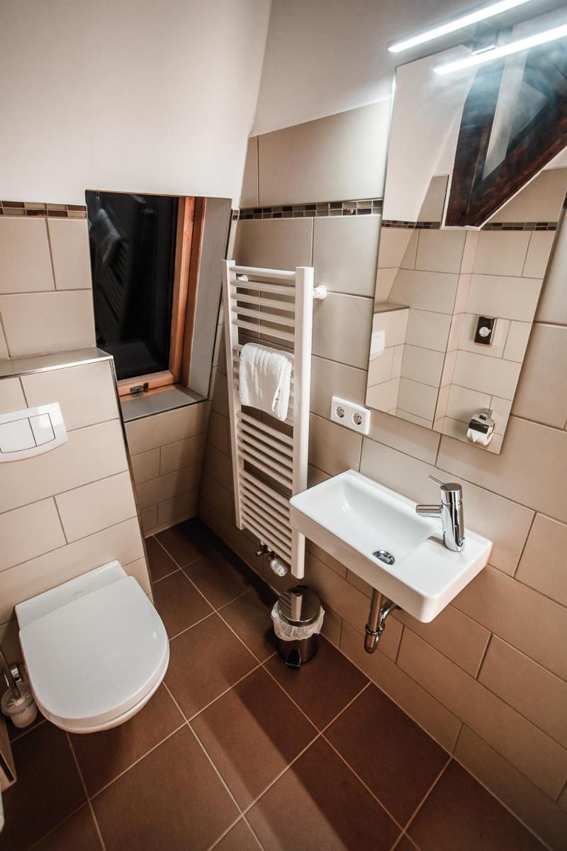 Landhotel Kahltalmuehle Alzenau in Unterfranken Pokoj fotografie